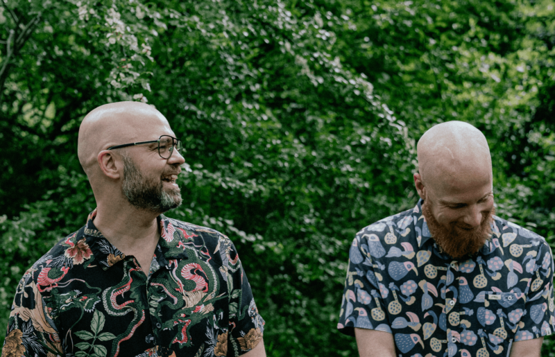 Elektronické duo Tinlicker přináší kouzlo melodie na Beats for Love 2025